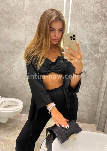 Моника, Г. Благодарный