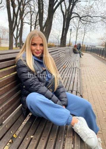 Юля, Г. Благодарный